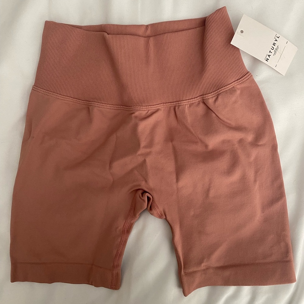 NATURYL BIKER SHORTS